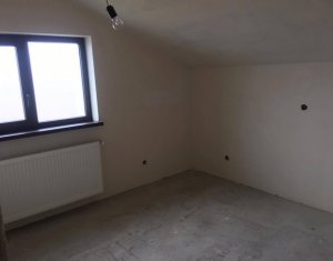 Maison 4 chambres à vendre dans Gilau