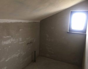 Maison 4 chambres à vendre dans Gilau