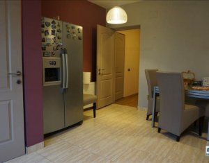 Maison 8 chambres à vendre dans Cluj-napoca