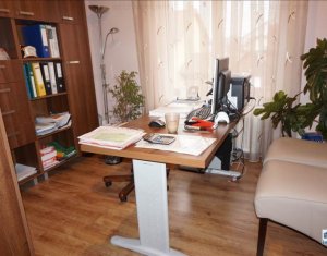 Maison 8 chambres à vendre dans Cluj-napoca