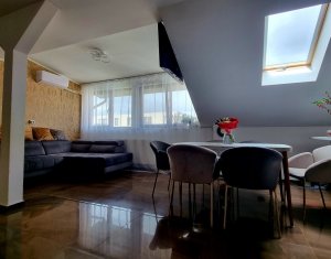 Apartament de 3 camere, 99 mp, de vânzare în cartierul Bună Ziua