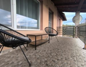 Ház 4 szobák eladó on Chinteni