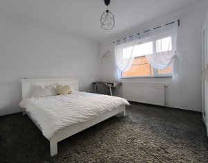 Ház 4 szobák eladó on Chinteni