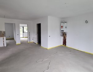 Maison 3 chambres à vendre dans Campenesti