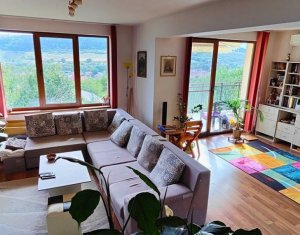 Ház 6 szobák eladó on Baciu