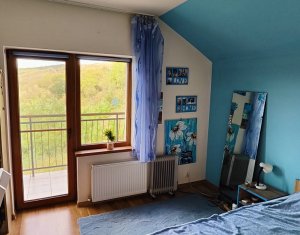 Ház 6 szobák eladó on Baciu