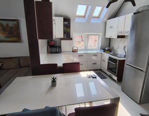 Appartement 4 chambres à louer dans Cluj-napoca, zone Gara