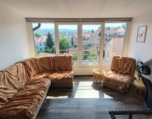 Appartement 4 chambres à louer dans Cluj-napoca, zone Gara