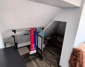 Appartement 4 chambres à louer dans Cluj-napoca, zone Gara