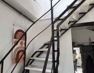 Appartement 4 chambres à louer dans Cluj-napoca, zone Gara
