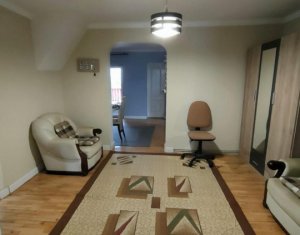 Maison 5 chambres à vendre dans Floresti