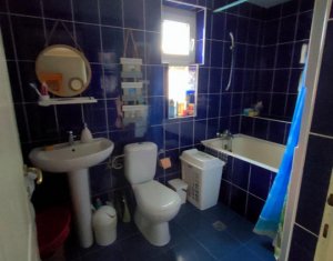 Maison 5 chambres à vendre dans Floresti