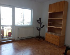 Lakás 3 szobák eladó on Cluj-napoca, Zóna Manastur