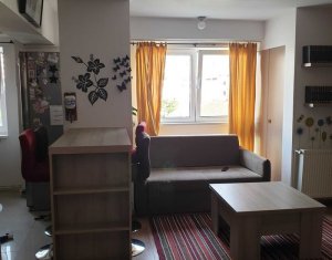 Lakás 3 szobák eladó on Cluj-napoca, Zóna Manastur