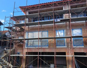 , 225m2 dans Cluj-napoca, zone Iris