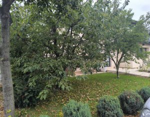 Ház 4 szobák eladó on Floresti