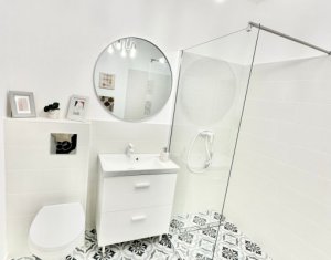 Apartament trei camere, modern,terasa panoramica, Sesul de Sus