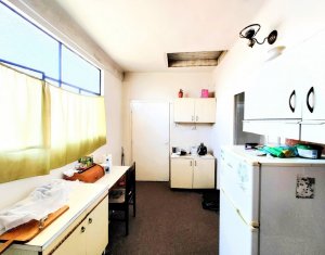 Ház 4 szobák eladó on Cluj-napoca, Zóna Andrei Muresanu