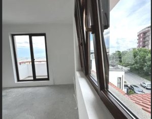 Oportunitate afacere!| Imobil cu 10 apartamente| teren 500 mp| zona UMF