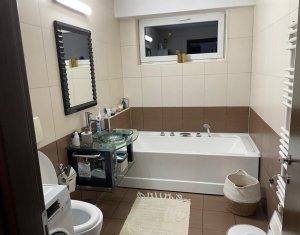 Lakás 4 szobák eladó on Cluj-napoca, Zóna Plopilor