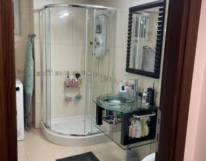 Lakás 4 szobák eladó on Cluj-napoca, Zóna Plopilor