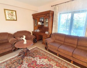 Ház 4 szobák kiadó on Floresti