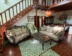 Maison 6 chambres à vendre dans Floresti