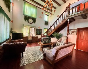Maison 6 chambres à vendre dans Floresti