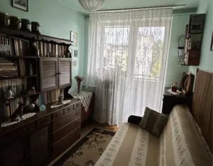 Appartement 3 chambres à vendre dans Cluj-napoca, zone Plopilor