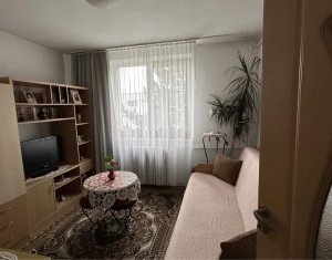 Appartement 3 chambres à vendre dans Cluj-napoca, zone Plopilor