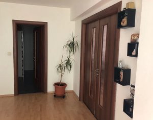 Ház 4 szobák eladó on Cluj-napoca, Zóna Manastur