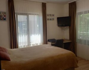 , 140m2 dans Cluj-napoca, zone Manastur