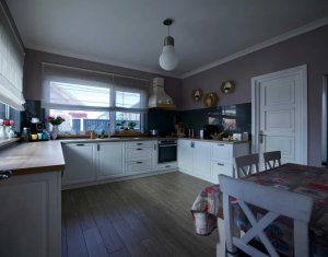 House 4 rooms for sale in Cluj-napoca, zone Someseni