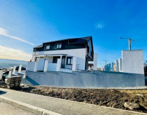 Duplex 4 camere, S+P+M, 156 mp utili, 280 mp teren,Dambul Rotund, zona linistita