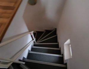 Ház 10 szobák kiadó on Cluj-napoca, Zóna Andrei Muresanu