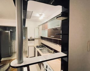 Lakás 3 szobák eladó on Floresti