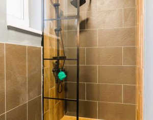 Ház 4 szobák eladó on Floresti