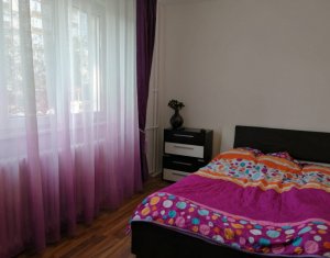 Appartement 3 chambres à vendre dans Cluj-napoca, zone Manastur