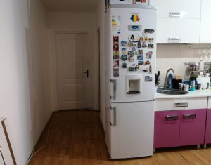 Appartement 3 chambres à vendre dans Cluj-napoca, zone Manastur