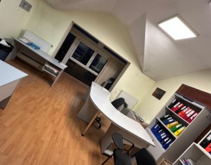 Appartement 5 chambres à vendre dans Cluj-napoca, zone Becas