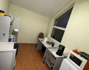 Appartement 5 chambres à vendre dans Cluj-napoca, zone Becas