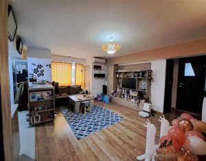 Appartement 3 chambres à vendre dans Cluj-napoca, zone Manastur