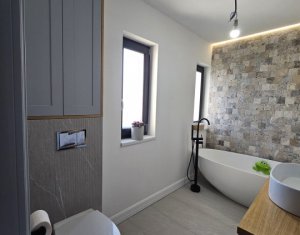 Ház 4 szobák eladó on Dezmir