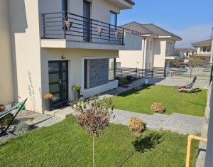 Ház 4 szobák eladó on Dezmir