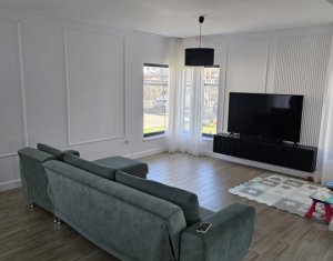 Ház 4 szobák eladó on Dezmir