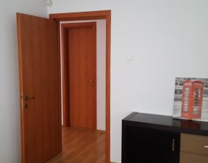 Appartement 3 chambres à vendre dans Cluj-napoca, zone Andrei Muresanu
