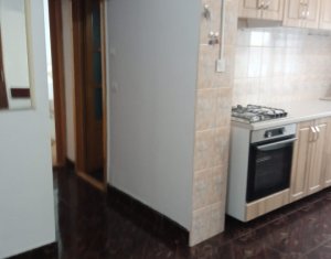 Appartement 3 chambres à vendre dans Cluj-napoca, zone Manastur