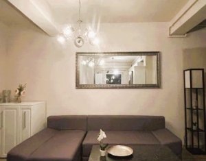 Lakás 3 szobák eladó on Floresti