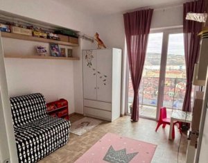 Appartement 4 chambres à louer dans Cluj-napoca, zone Iris