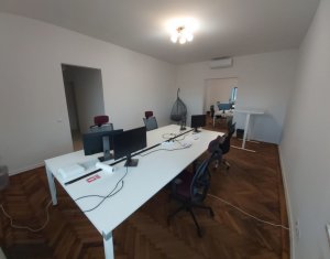 House 12 rooms for rent in Cluj-napoca, zone Andrei Muresanu